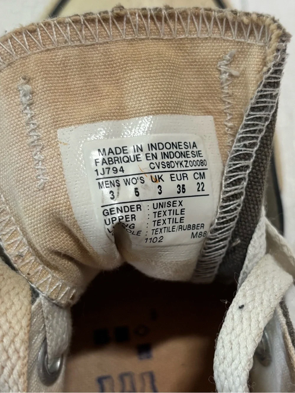 Converse casual low
